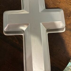 Silver Cross Cake Pan